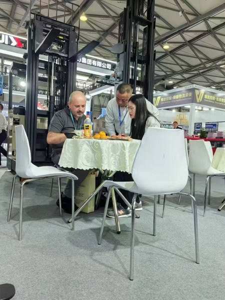 ANHUI YOUNGLIFT INTELLIGENT  EQUIPMENT CO.,LTD. Fabrik Produktionslinie