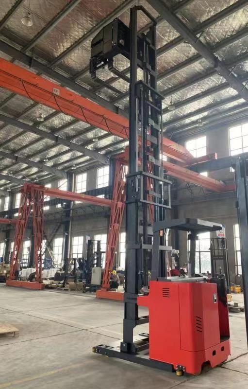Narrow Channels 3 Way Electric Stacker 1000KG Versatile Material Handling Solution