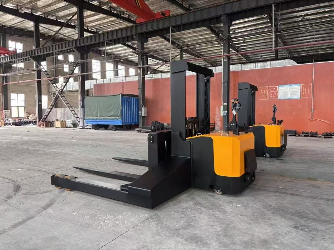 Large Tonnage Lead-acid Battery Stacker  Jack Truck Non-standard Capacity 6000 KG 6 Tons Activity Chain Forging Fork