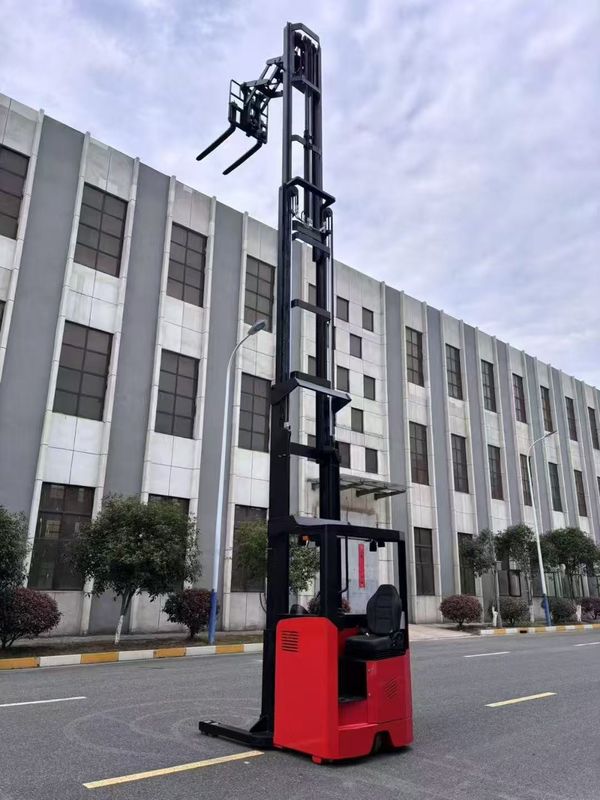 Lithium Battery Double Double Extension Forward Moving Forklift Capacity 1600 KGS 1.6 Tons.